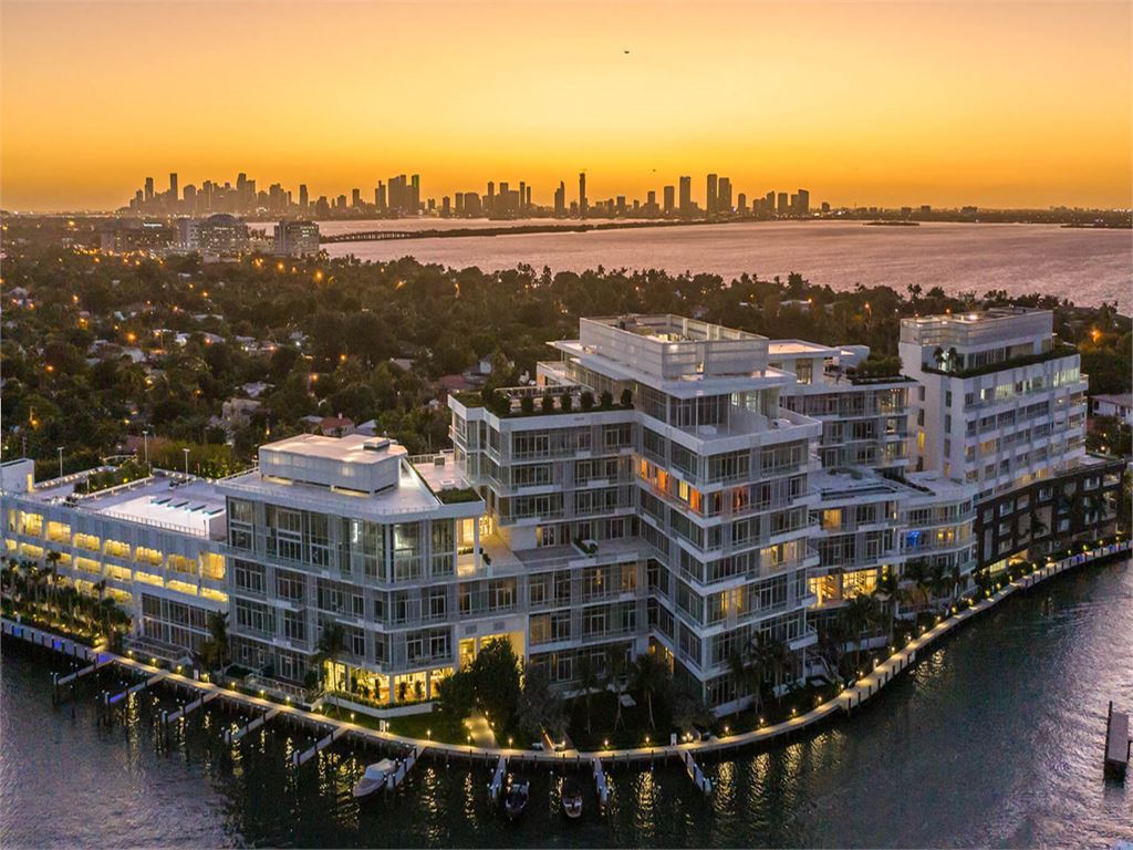 The Ritz-Carlton Residences, Miami Beach